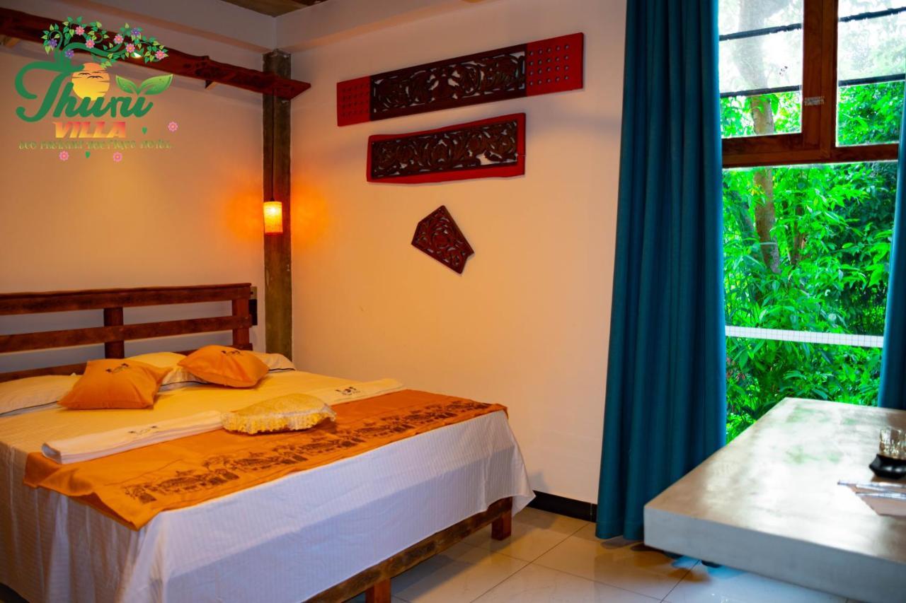 Thuru Villa Katunayaka Esterno foto