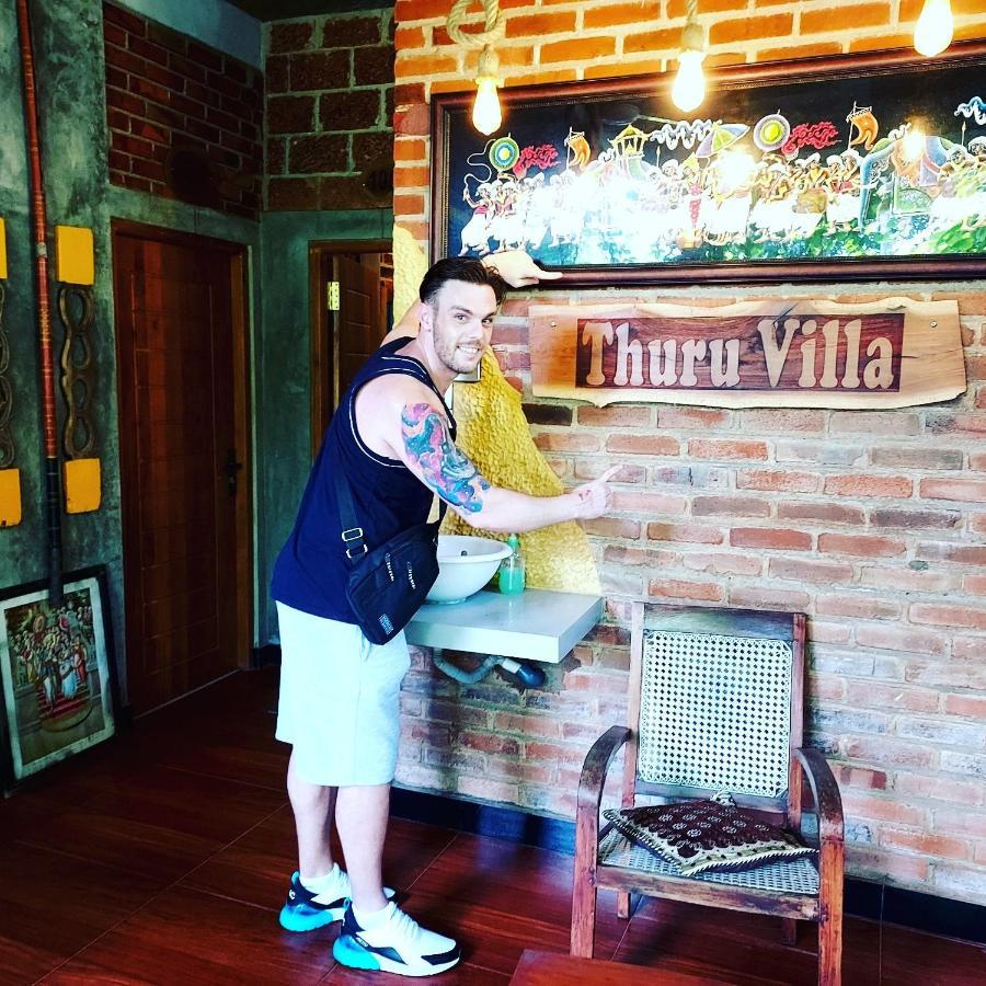 Thuru Villa Katunayaka Esterno foto